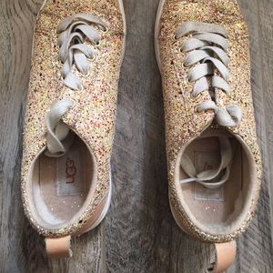 UGG FASHION SNEAKERS